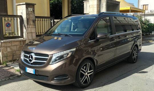 MERCEDES CLASSE V 250 7 POSTI LUXURY  - Furgone 9 posti 7 posti